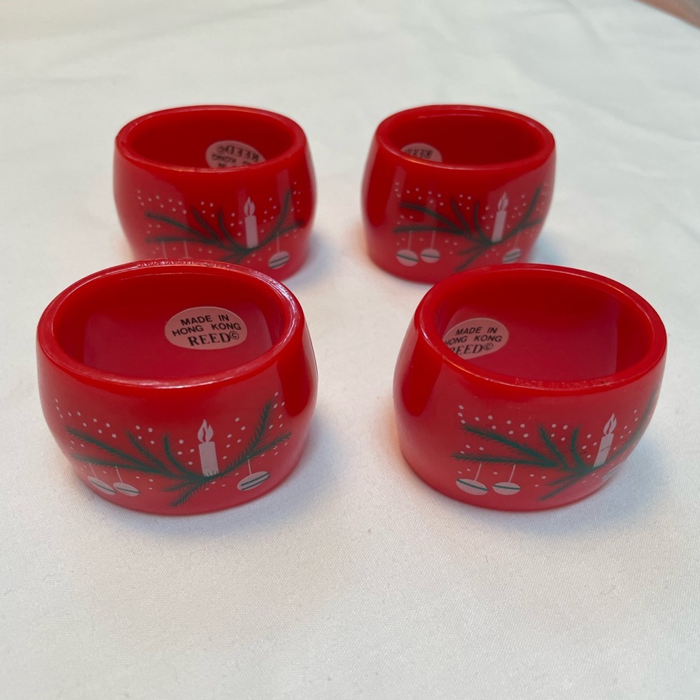 Set of four Reed vintage Christmas napkin rings